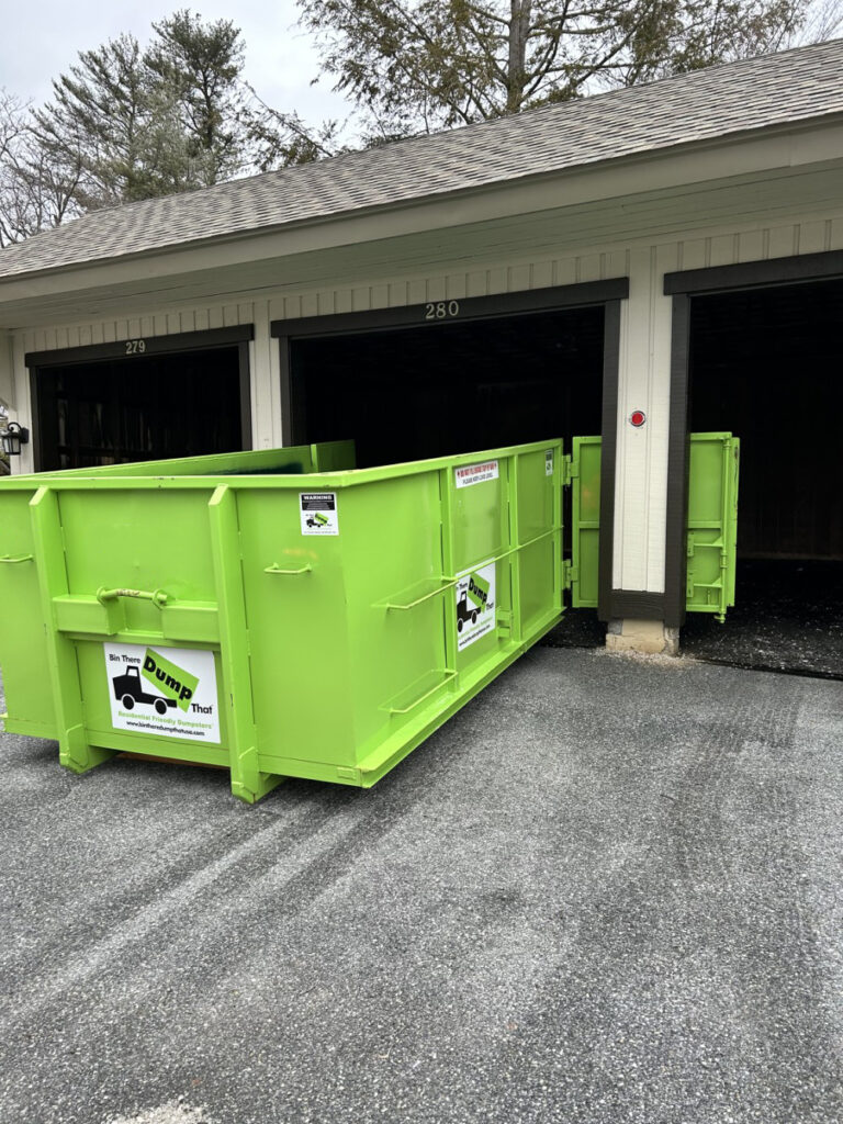 Garbage and Junk Dumpster in Delaware Valley